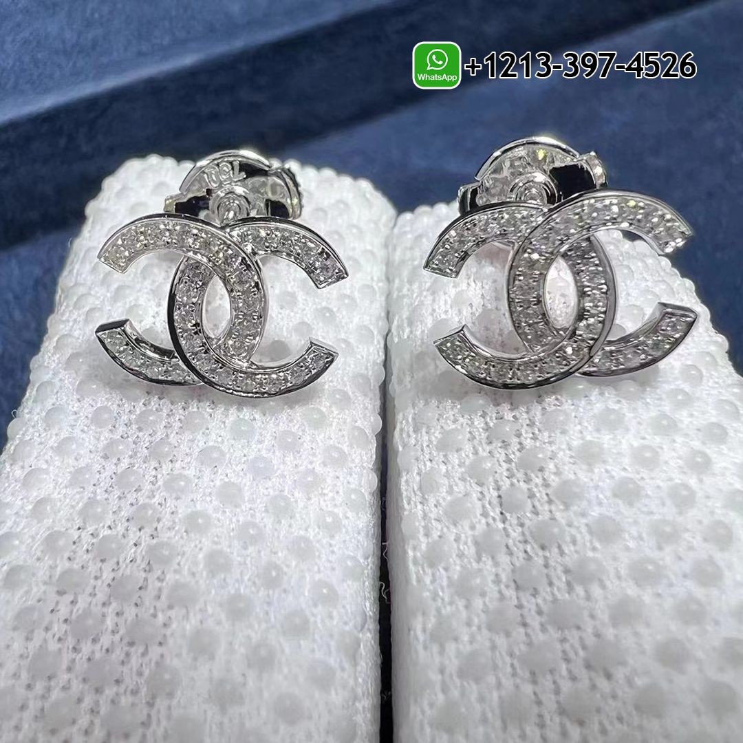 Chanel CC Logo Small Version 18k White Gold Diamond Earrings