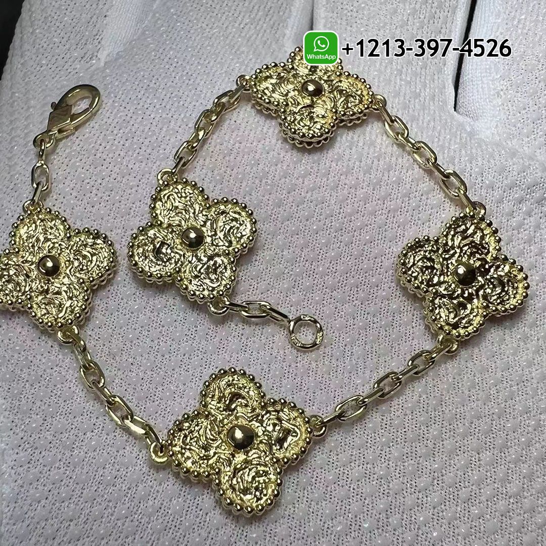 Van Cleef & Arpels Vintage Alhambra 5 Motif 18K Yellow Gold Bracelet VCARO1IE00