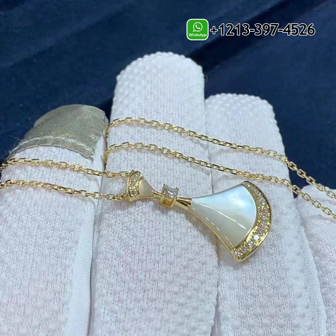 Bvlgari Divas’ Dream Mother-Of-Pearl Diamond 18k Yellow Gold Necklace 356452