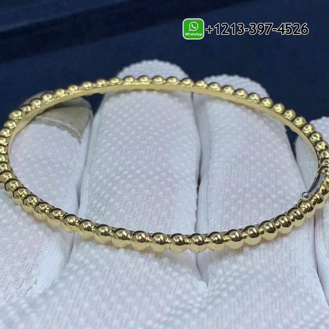 Van Cleef & Arpels Perlée Pearls of Gold Medium Model 18K Yellow Gold Bracelet VCARO7A800