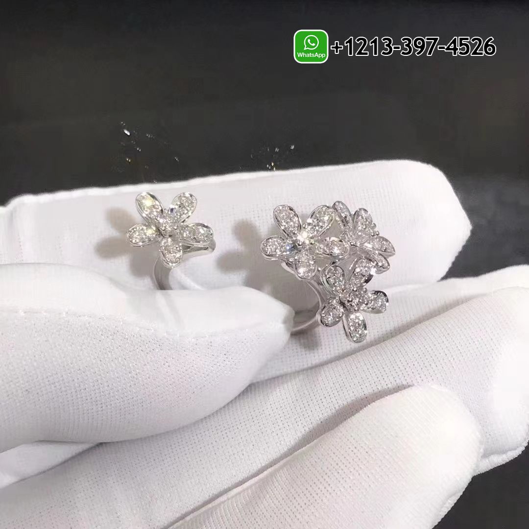 Van Cleef & Arpels 18k White Gold Diamond Socrate Between The Finger Ring VCARB14500