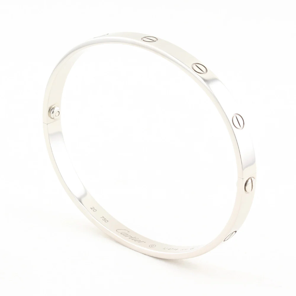 Cartier_Classic_White_Gold_Love_Bracelet